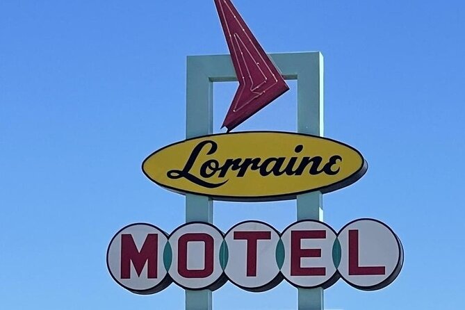 A Self Guided Walking Tour of Brews, Blues and BBQ in Memphis - From Central Station into South Main