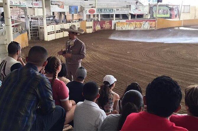 Adventure tour Between Charros, Mariachi and Parián de Tlaquepaque - From the lienzo to El Parián de Tlaquepaque