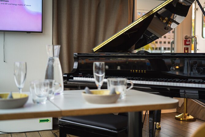 Afternoon Tea and Classic Concert on the Fjord - Boarding at Rådhusbrygge 2 at 1:30 p.m.