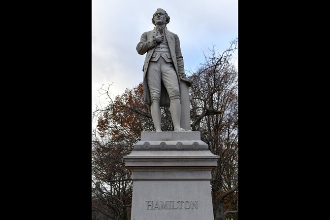 Alexander Hamilton Musical Walking Tour - Starting at Park Row with the Schuyler sisters