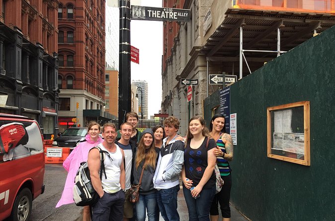 Alexander Hamilton Musical Walking Tour - Fraunces Tavern, where Hamilton first met Burr