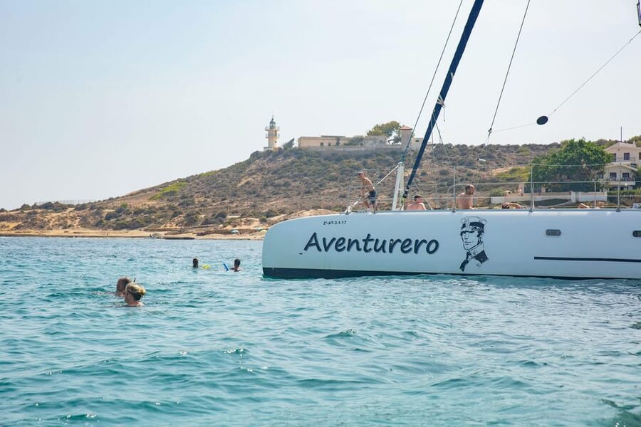 Alicante: Afternoon Cruise with Appetizer and Live Music - A 90-minute stop near Cabo de las Huertas or La Albufereta