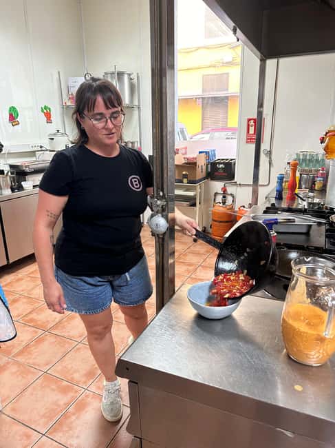 Alicante:Evening Spanish Tapas Cooking Class with Live Music - Chorizo, pork tosta, and the flavors of the region