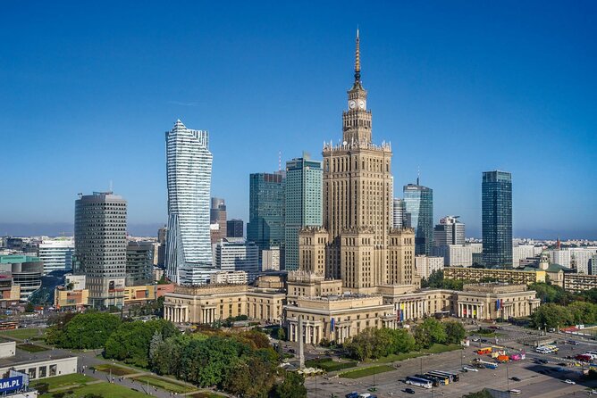 Arrival Transfer: Chopin Airport WAW to Warsaw by Van - Key Points at a Glance