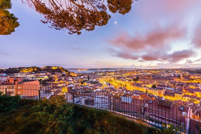 Authentic Alfama Experience: Fado Music and Cultural Walking Tour - A three to four hour music program