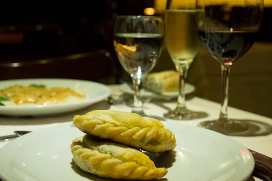 BA: Tango Show and Optional Dinner at Esquina Homero Manzi - Who Will Enjoy This Tango Night