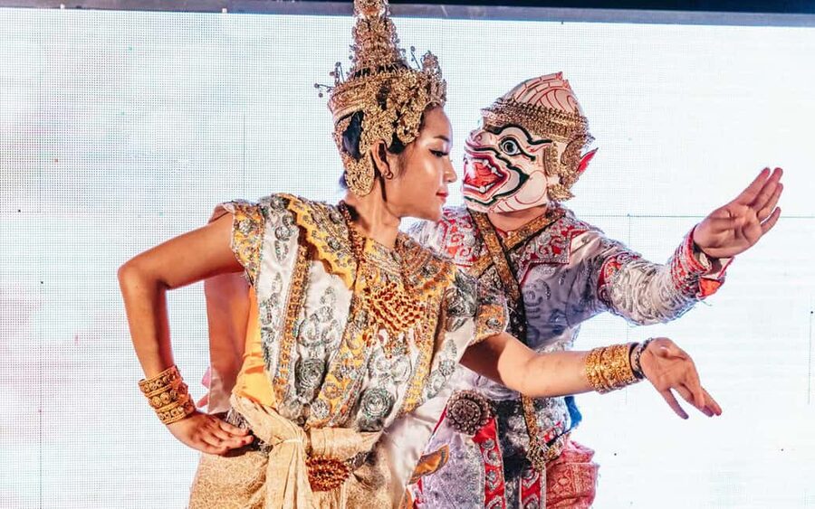 Bangkok: Alangka Luxury Cruise with Buffet and Live Music - River City and Asiatique on the return