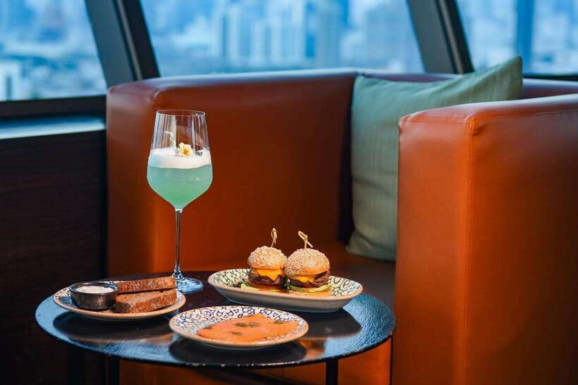 Bangkok: ThreeSixty Jazz Lounge at Millennium Hilton - Should you book it?