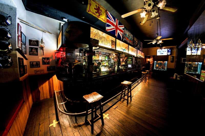 Barba Negra Bar with Live Rock Music Show! - What Barba Negra is really offering