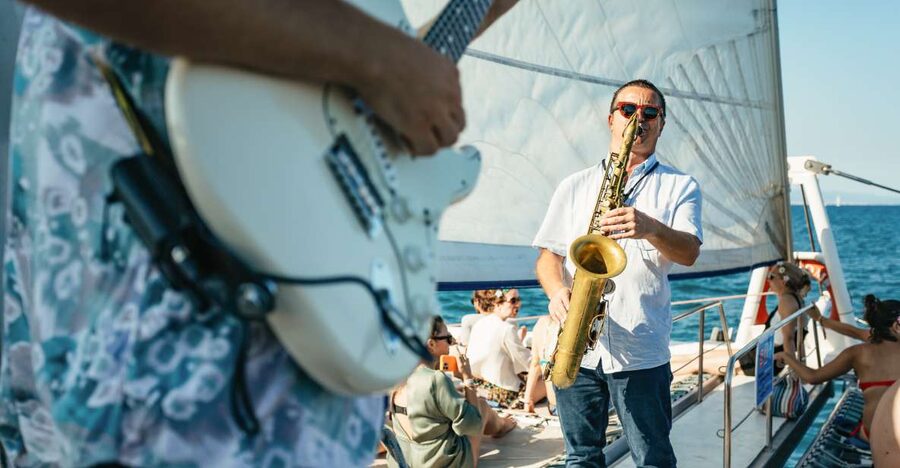 Barcelona: Sunset Catamaran Cruise with Live Music - Key points to know before you book