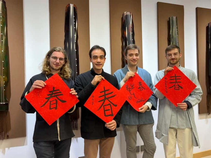 Beijing Culture Event: Tea Ceremony, Music Show, Calligraphy - The guide’s role in making the details clear