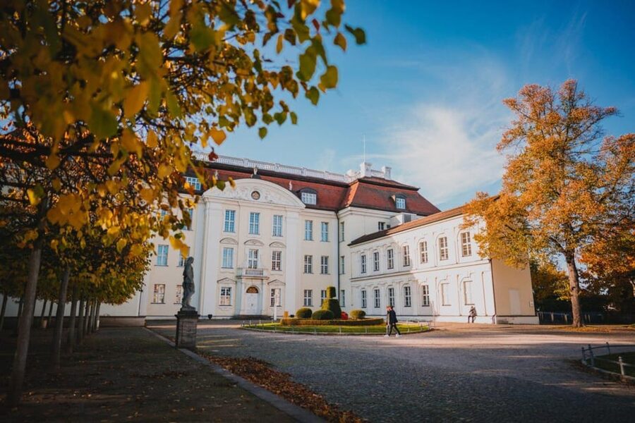 Berlin: Classical concerts in Köpenick Palace - Aurora Hall - The Aurora Hall experience