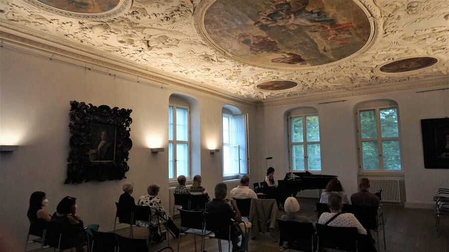 Berlin: Classical concerts in Köpenick Palace - Aurora Hall - What the $33 ticket really buys