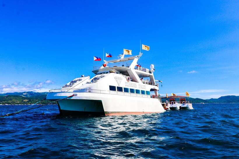 Boracay: Scenic Sunset Cruise with Live Music - Choosing Between Four Decks