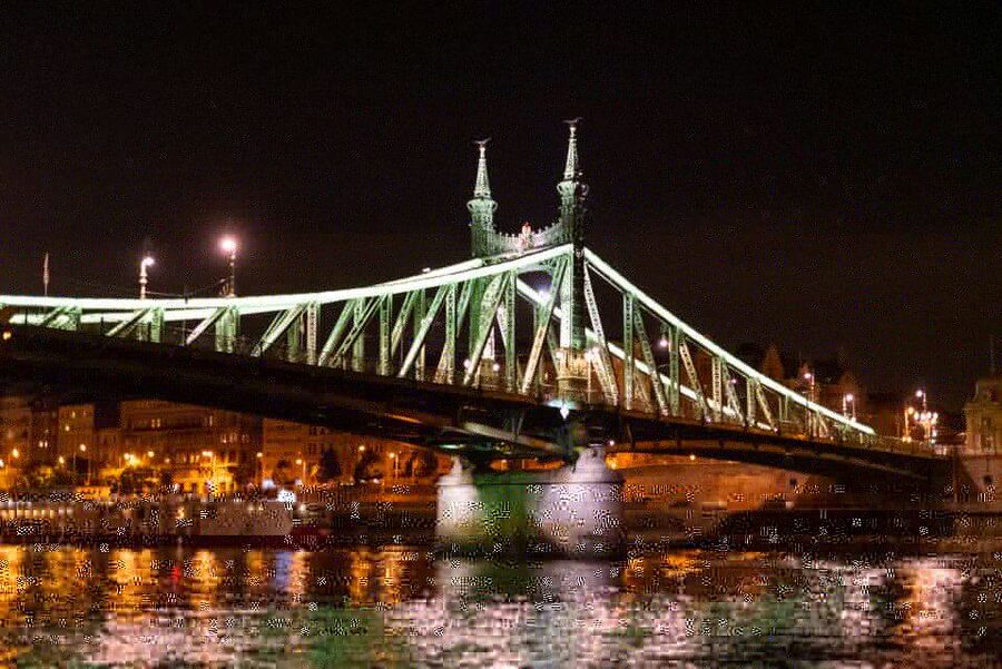 Budapest: Candlelit Dinner River Cruise with Live Music - Practical tips before you book