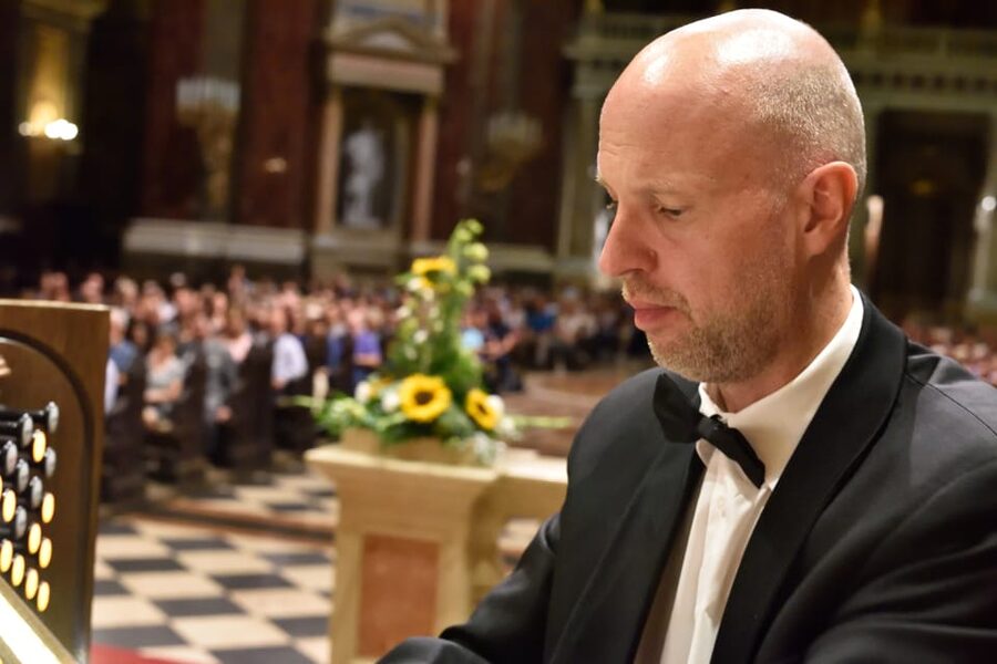 Budapest: Concert on the Oldest Working Organ in the City - The music ranges from Bach to old Hungarian works