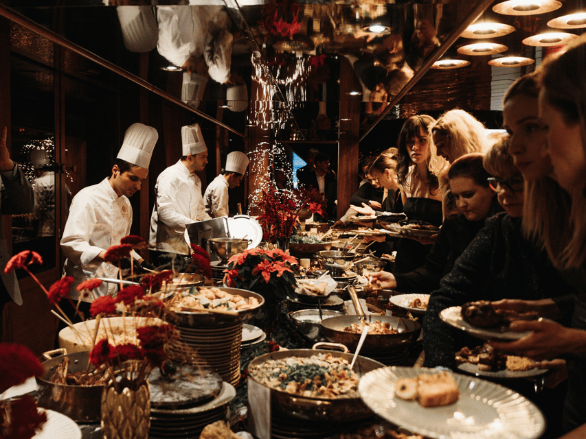 Budapest: Dinner Cruise with Live Music & Unlimited Drinks - Booking and Timing Tips