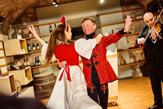Budapest: Hungarian Folklore Dance Performance & Concert Ticket - What happens between 7 pm and the final applause