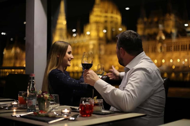 Budapest: Prosecco Dinner Cruise with Live Music - Dinner, Prosecco, and the extra drink bill