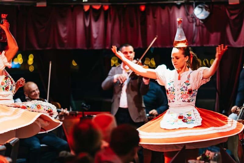 Budapest: Prosecco Dinner Cruise with Live Music - Folk dancing, musicians, and the piano option