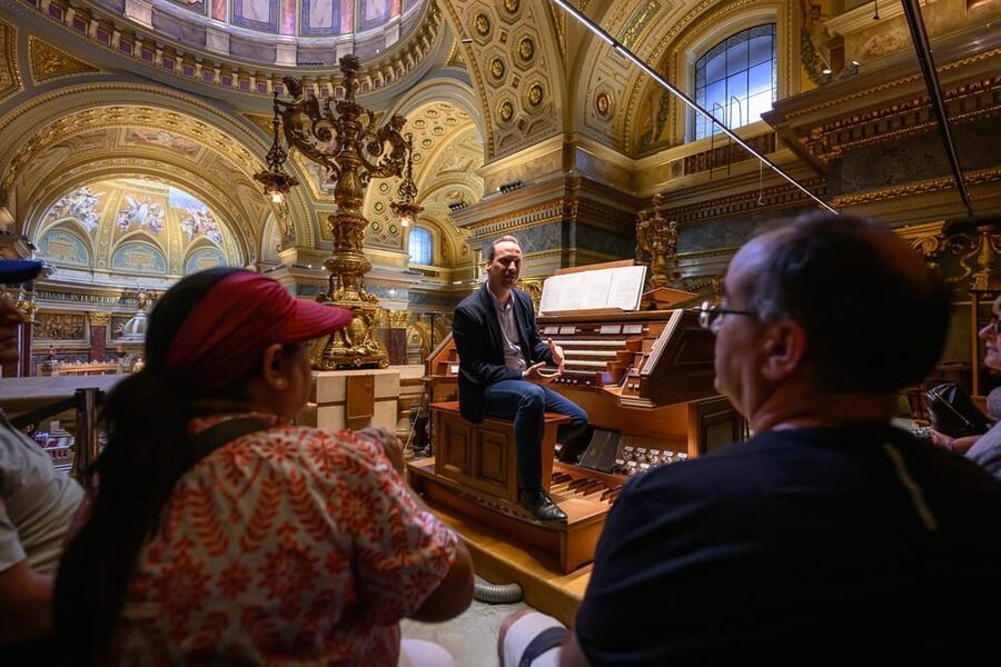 Budapest: St.Stephen's Basilica Grand Organ Concert Tickets - St. Stephen’s Basilica gives the concert its setting