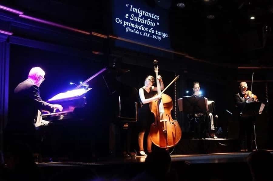 Buenos Aires: El Querandí Tango Show with Optional Dinner - What the tango performance does well