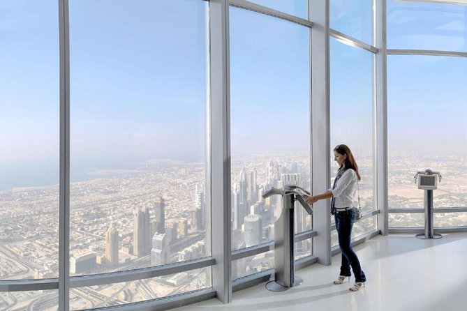 Burj Khalifa and Musical Fountains - What the observation deck gives you