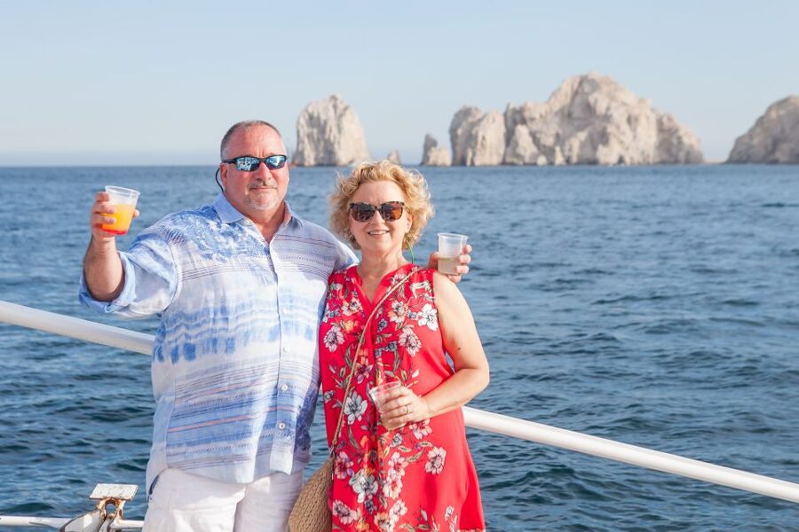 Cabo San Lucas: Sunset Cruise with Wine and Jazz - Land’s End and the famous Cabo arch