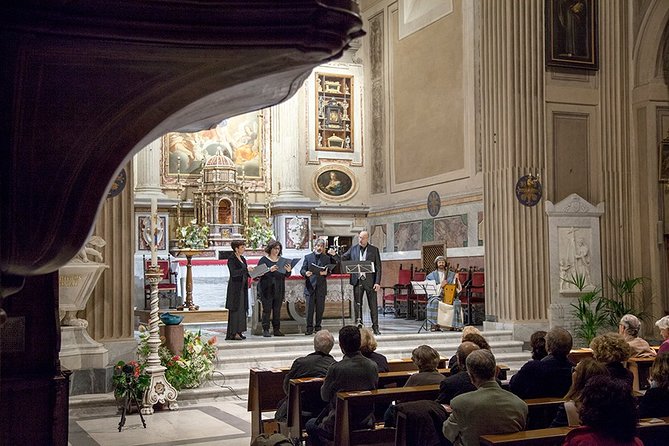 Capuchin Crypt Christmas Baroque Concert in Rome - Audioguide or art historian?