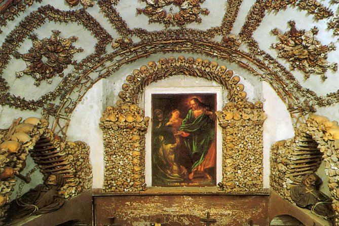 Capuchins Crypt Tour and Concert in Rome - Getting to dinner after the concert