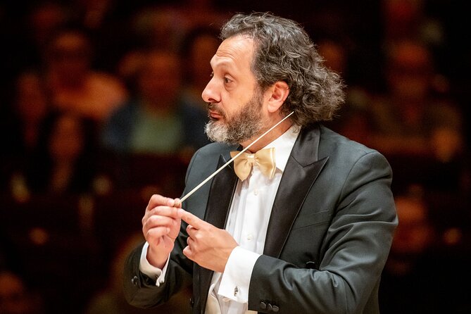 Carnegie Hall Performance from New England Symphonic Ensemble - What the strongest praise tells you