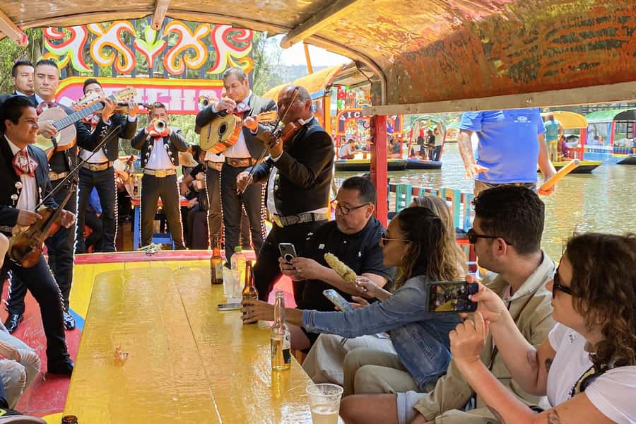 CDMX: Xochimilco Trajinera Party, Drinks, Mariachi & Tacos - Key points before you book