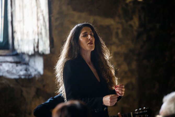 Cellar Tour, Port Wine Tasting & Fado Show at Fonseca - Who will enjoy this Fonseca experience?