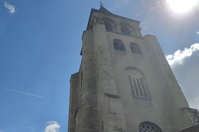 Chanson and Musical Tour in Paris - Rue Monsieur-le-Prince and Charles Aznavour’s birthplace