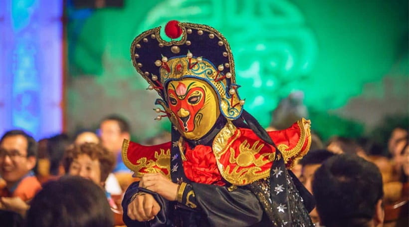 Chengdu: Sichuan Opera Show ShufengYayun & Covered Bowl Tea - Why this Chengdu evening works so well