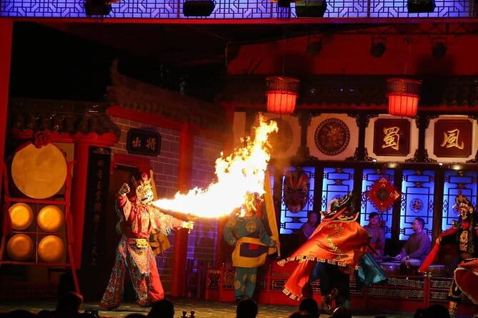 Chengdu Signature Opera Face Changing and Tea - An 80-minute program with more than masks