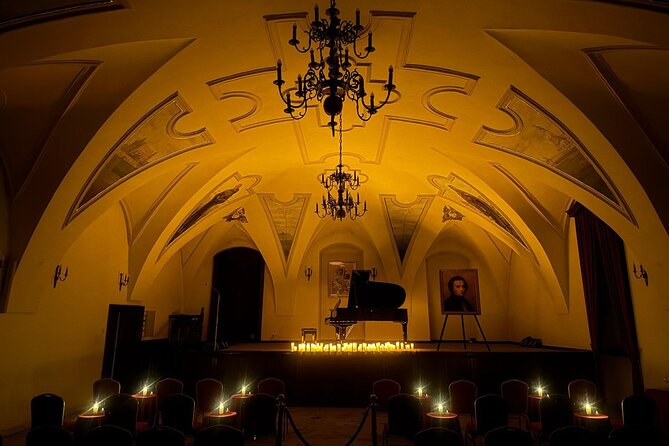 Chopin Concert By Candle Glow in Krakow - A Chopin evening at the foot of Wawel Castle