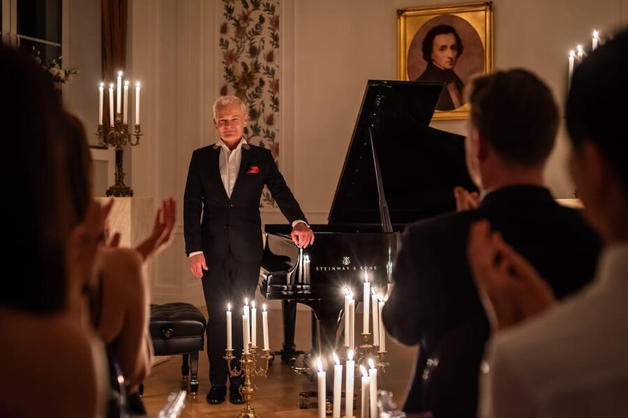 Chopin Concerts at Fryderyk Concert Hall - The intermission with sparkling wine