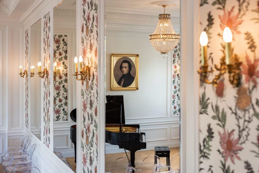 Chopin Concerts at Fryderyk Concert Hall - Meeting the pianist after the final piece