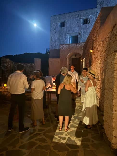 Classical guitar concert in a historic olive press - Key points at a glance