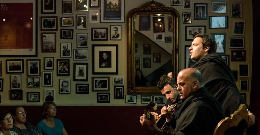 Coimbra: Live Fado Show with Glass of Port Wine - Why Coimbra Fado deserves its own evening