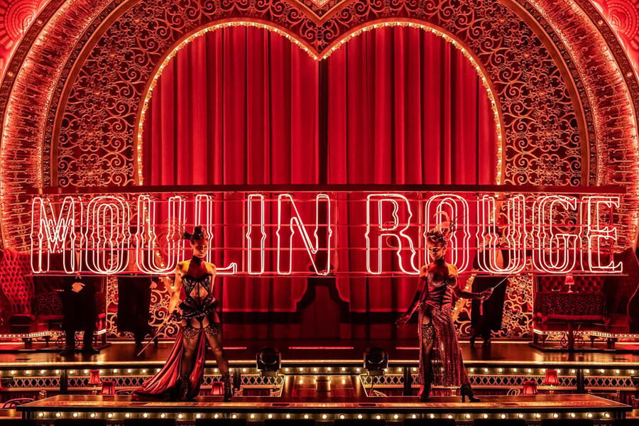 Cologne: Moulin Rouge! The Musical Entry Ticket - Drinks, the OpenBar Package, and the real cost