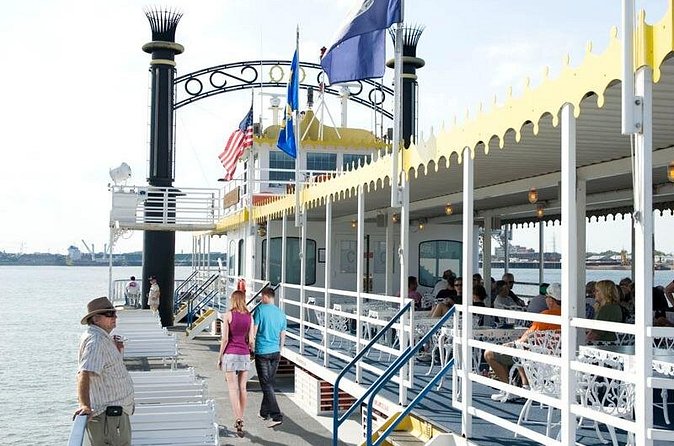 Creole Queen Weekend Jazz Brunch Cruise on the Mississippi River - Live jazz is the real heart of the cruise