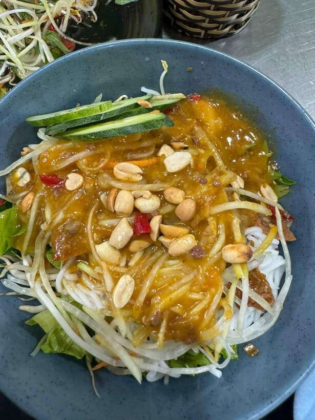 Da Nang City Street Food Tour With Live Music Tien Sa Show - Who should book this evening?