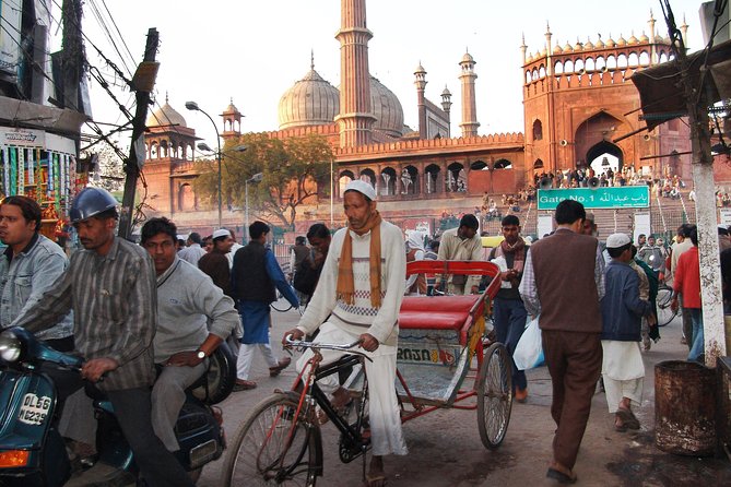 Delhi's Arts, Dance, Music, History, Food and Heritage Tour - Kucha Pati Ram Road and Its Historic Havelis