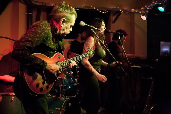 Discover Madrid's Live Music Scene - Group size, age, and the social side