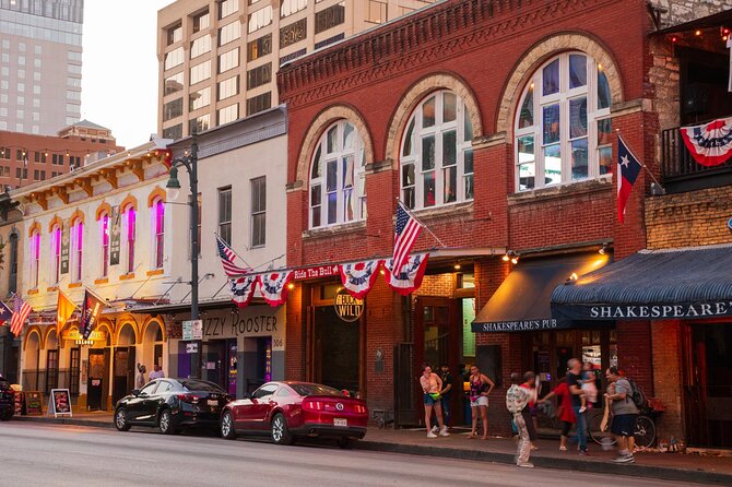 Downtown Austin Live Music Pub Crawl - San Jac Saloon brings the country sound