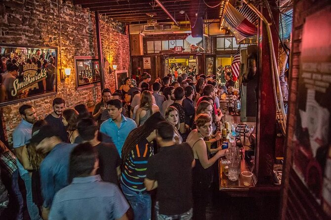 Downtown Austin Live Music Pub Crawl - Meeting at the Driskill Hotel