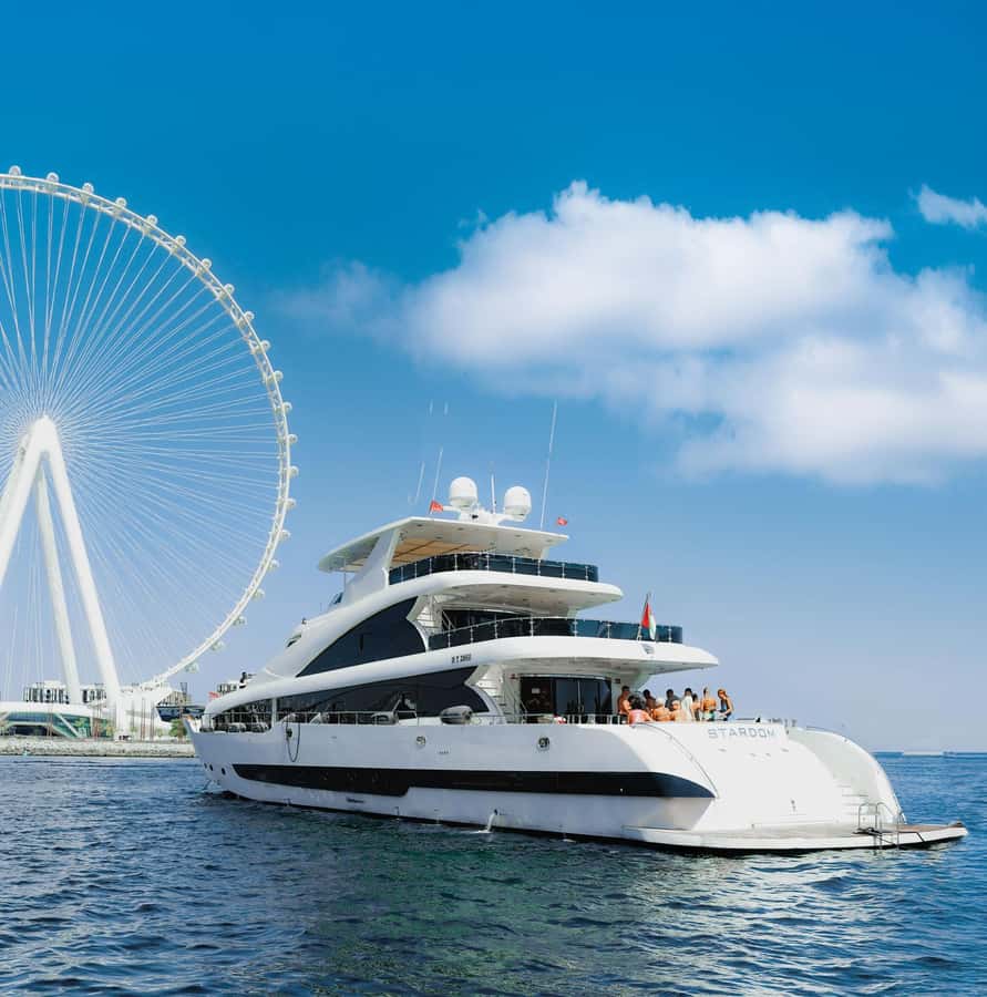 Dubai: Superyacht Experience with Live Music & Drinks - Key points to know before booking