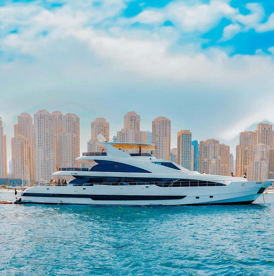 Dubai: Superyacht Experience with Live Music & Drinks - The three-deck setup and choosing your place